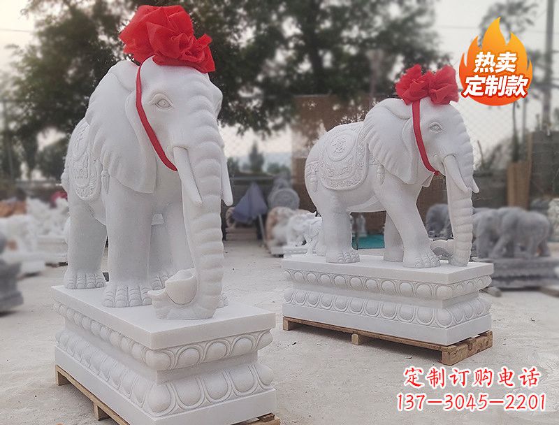 益阳白色石雕大象卷鼻子