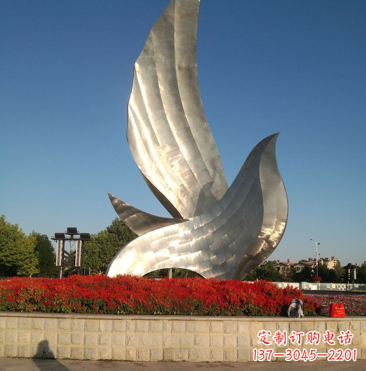益阳北戴河奥林匹克公园鸽子雕塑