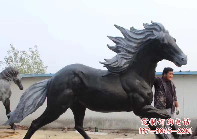 益阳“马赛克”——极致精准的马雕塑