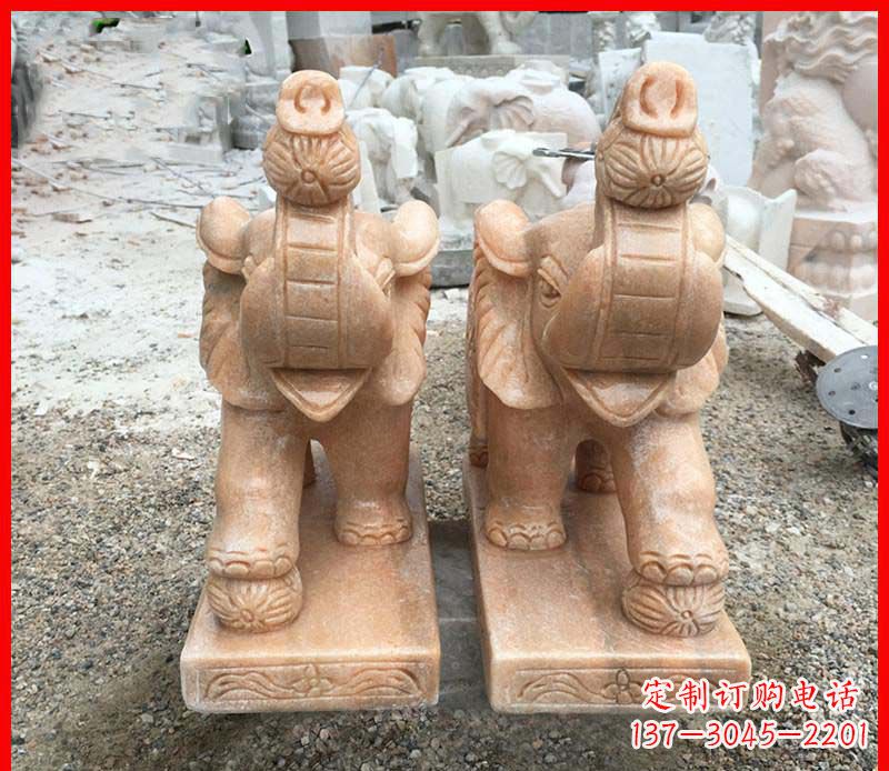 益阳鼻卷绣球的小象石雕