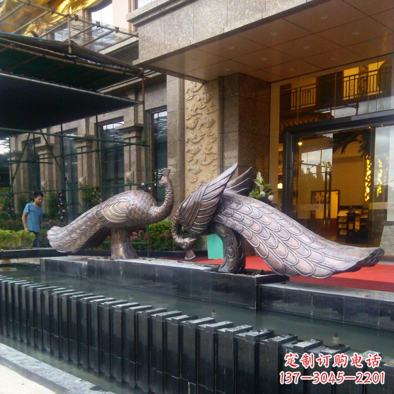 益阳精美孔雀铜雕