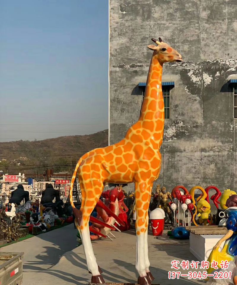益阳玻璃刚彩绘长颈鹿动物雕塑