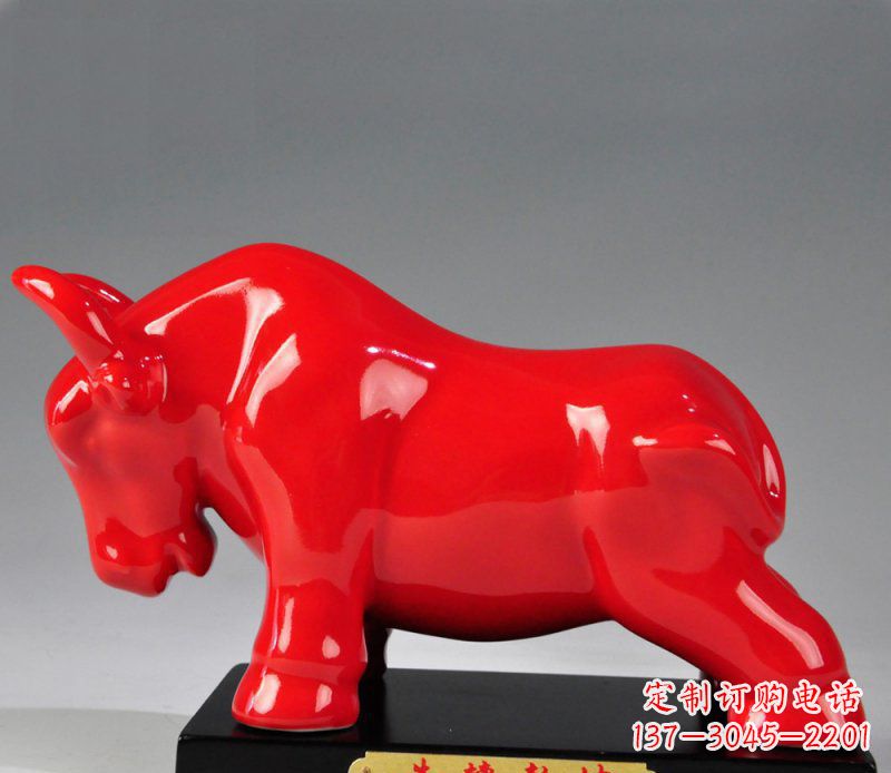 益阳玻璃钢彩色牛转乾坤雕塑