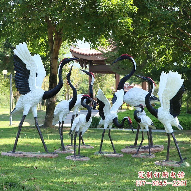 益阳玻璃钢丹顶鹤雕塑传承中华文化之美