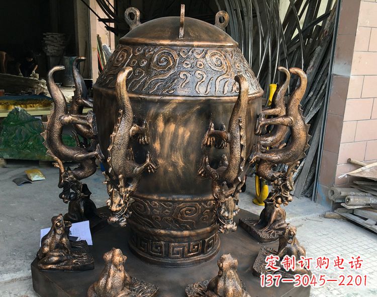 益阳玻璃钢仿铜地动仪雕塑中国古代文化精髓