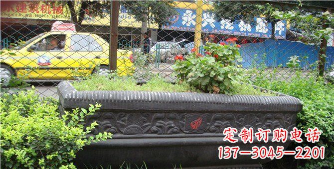 益阳玻璃钢仿铜花盆雕塑精美工艺结合现代科技
