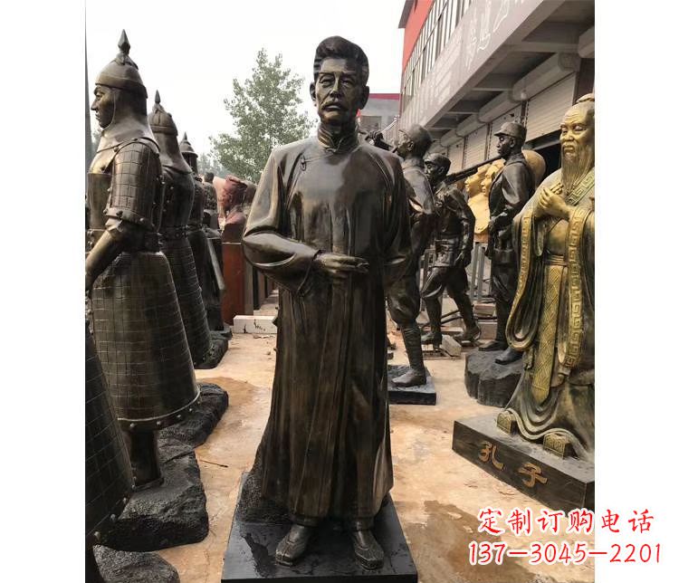 益阳玻璃钢仿铜鲁迅雕塑——传承中国近代文化精神