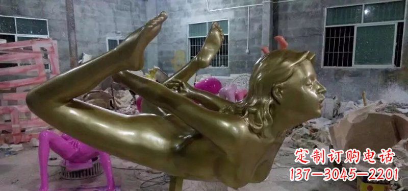 益阳玻璃钢仿铜雕刻的女人雕塑