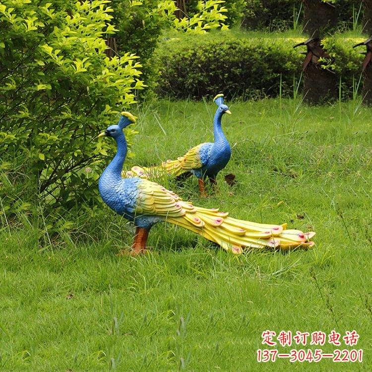 益阳玻璃钢仿真孔雀雕塑-公园草坪动物摆件