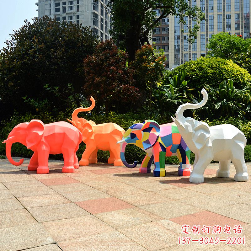 益阳金色大象雕塑活跃的商场游乐场