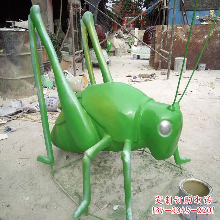 益阳玻璃钢蝗虫雕塑精美的艺术造型