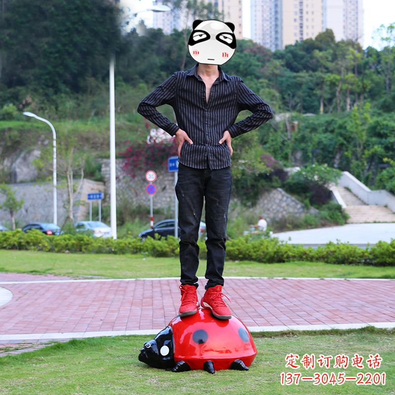 益阳玻璃钢七星瓢虫雕塑艺术的精灵