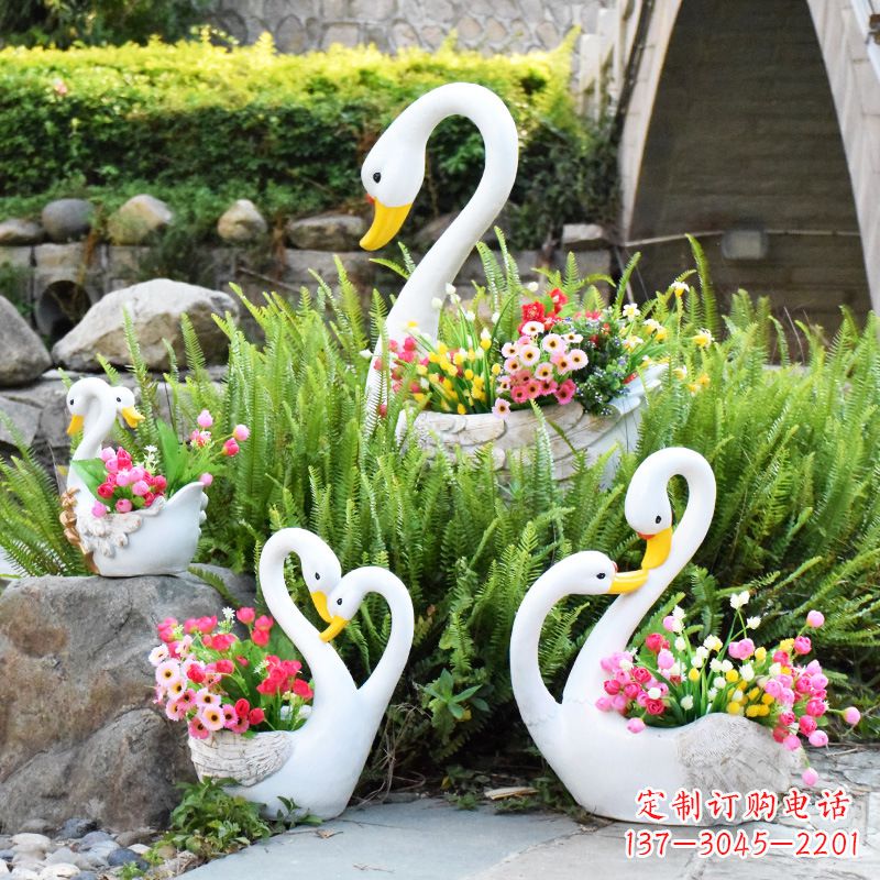 益阳玻璃钢天鹅花盆雕塑