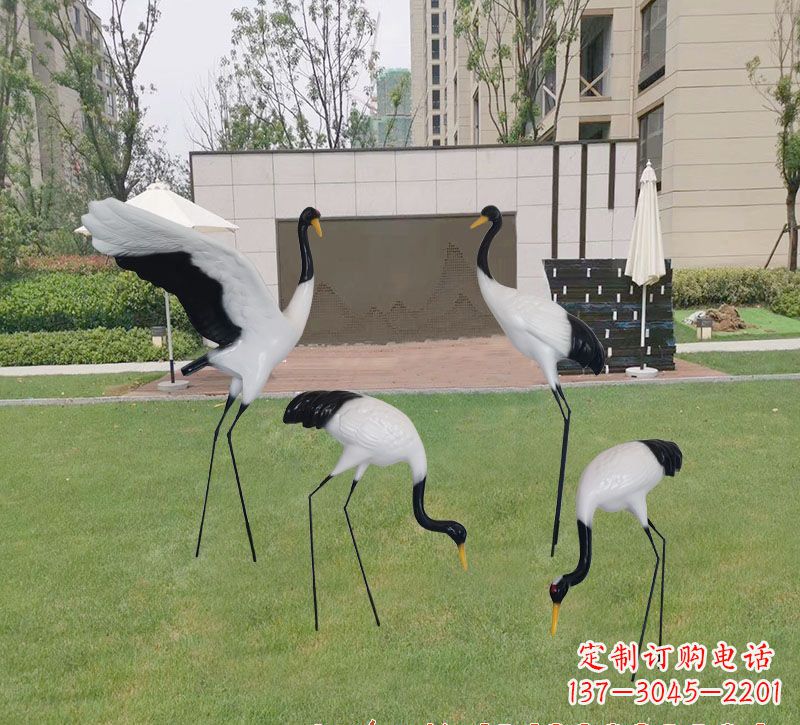 益阳精美玻璃钢仙鹤雕塑
