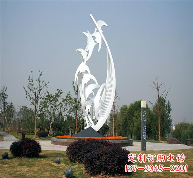 益阳不锈钢爱心大雁雕塑