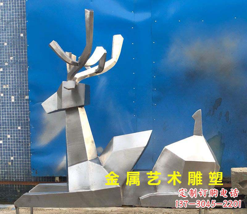 益阳不锈钢别墅几何鹿雕塑——别出心裁的艺术灵感