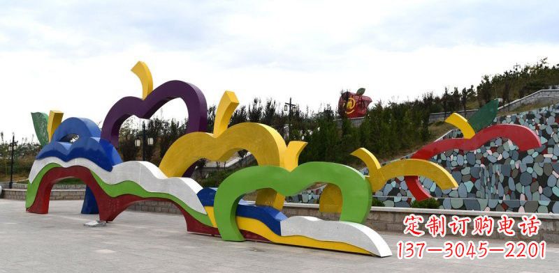 益阳不锈钢彩色苹果雕塑