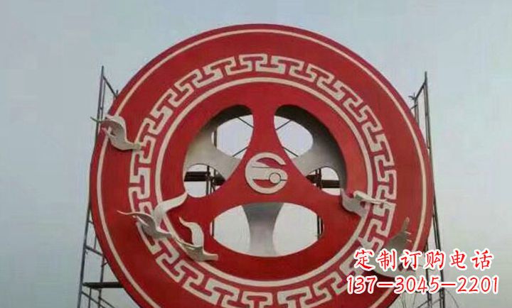 益阳不锈钢齿轮广场雕塑