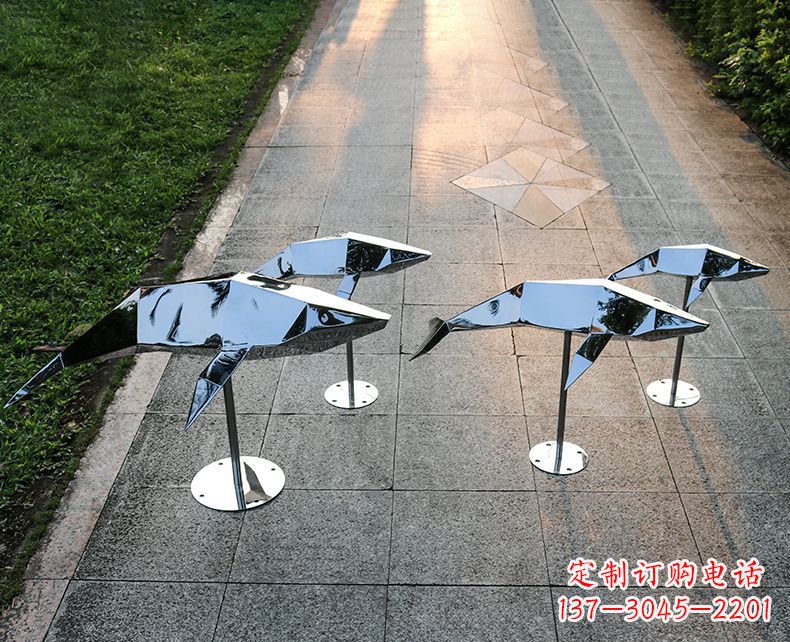益阳不锈钢抽象动物海豚雕塑1