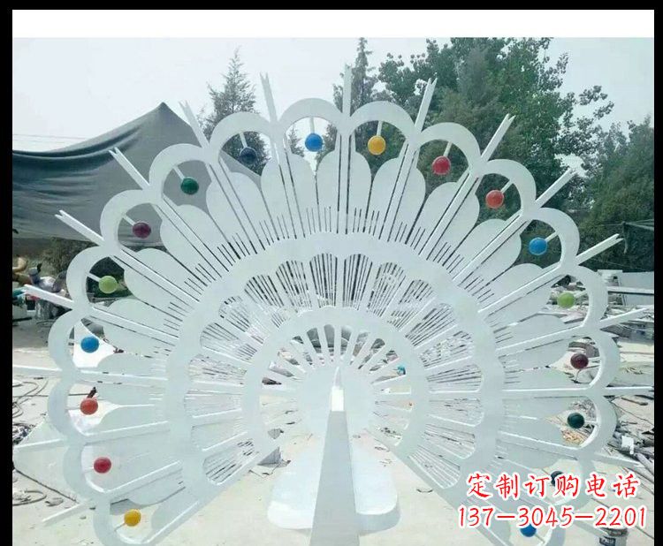 益阳精美不锈钢孔雀雕塑