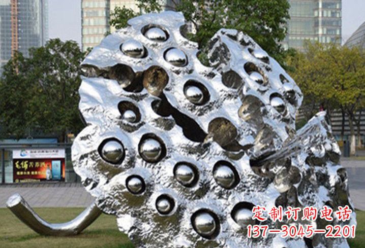 益阳不锈钢莲蓬雕塑以美观与耐久性著称