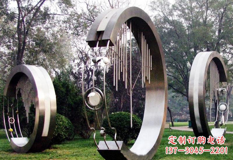 益阳不锈钢圆环雕塑——聆听之美