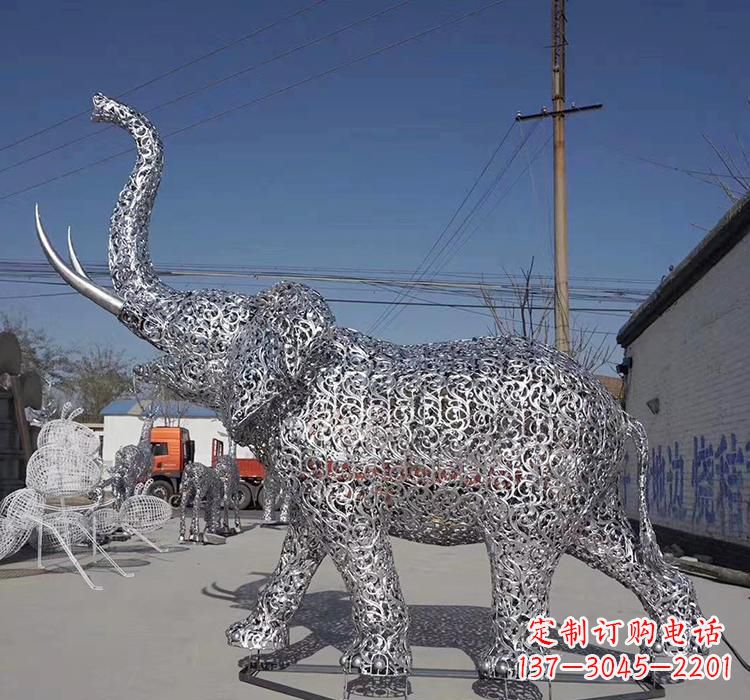 益阳不锈钢大象雕塑象征力量与美丽