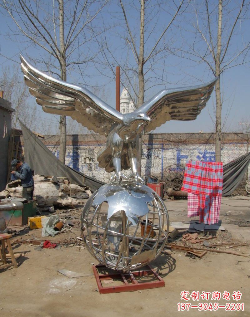 益阳老鹰雕塑不锈钢大展鸿图