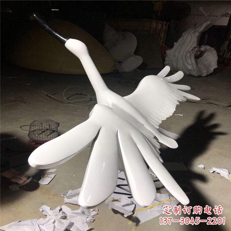 益阳精致的不锈钢丹顶鹤雕塑