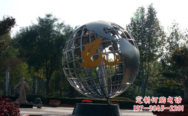 益阳不锈钢地球雕塑一件具有意义的艺术品