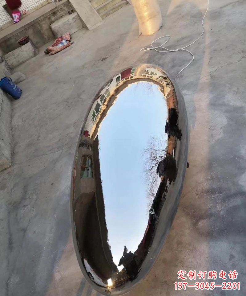 益阳不锈钢水滴雕塑一种美观耐用的艺术品