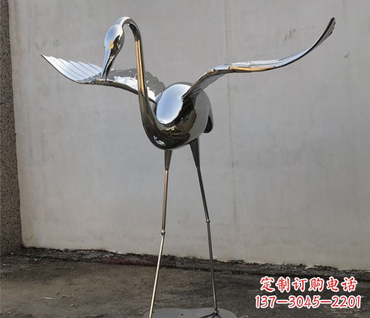 益阳不锈钢锻造的丹顶鹤雕塑