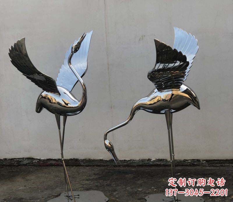 益阳不锈钢锻造仙鹤雕塑精美的艺术品