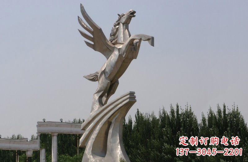 益阳不锈钢飞马雕塑象征力量与灵动
