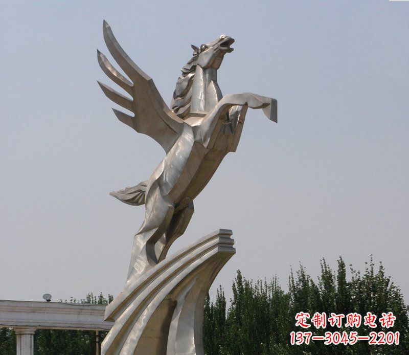 益阳不锈钢飞马精美雕塑点缀公园