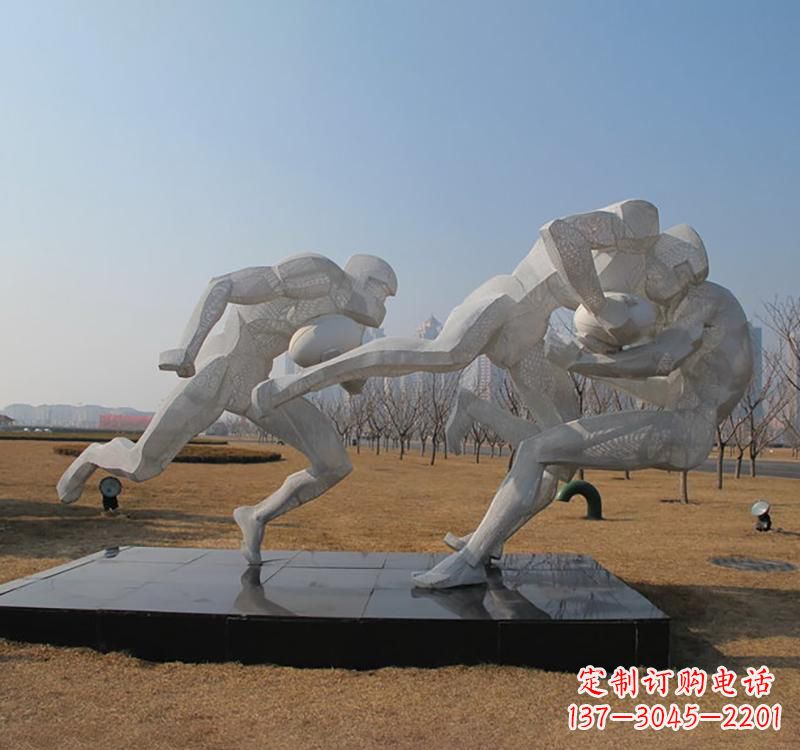 益阳不锈钢橄榄球雕塑传承精神的象征