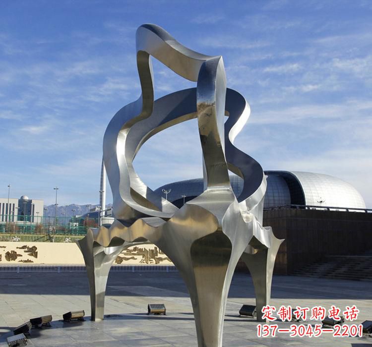 益阳不锈钢钢琴雕塑让音乐穿越时空