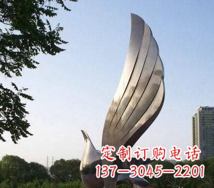 益阳不锈钢鸽子雕塑美丽的象征