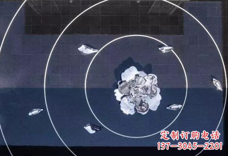 益阳不锈钢莲花雕塑——给公园增添一抹绚丽