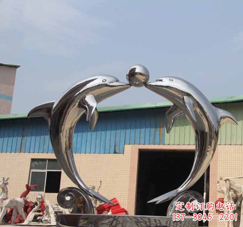 益阳海豚之恋——不锈钢公园镜面海豚顶球雕塑