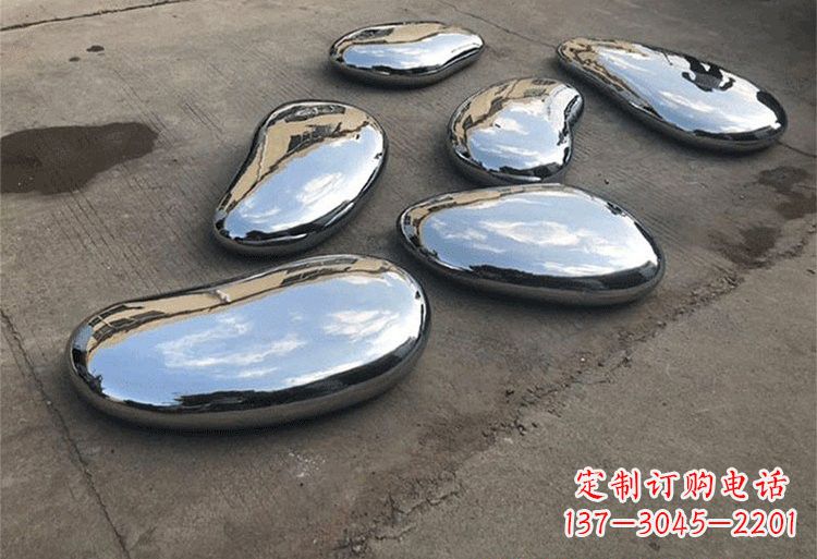 益阳不锈钢水滴雕塑让公园更加美丽