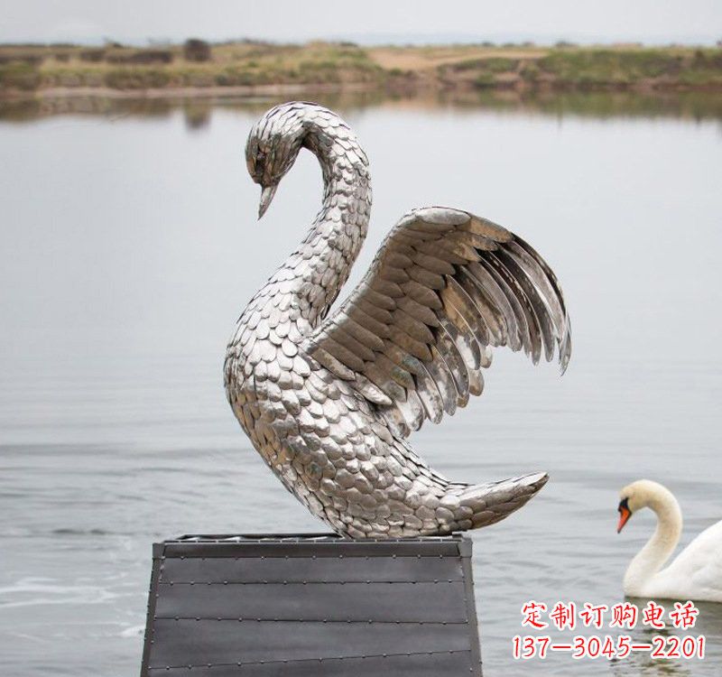 益阳不锈钢雕刻的优雅天鹅