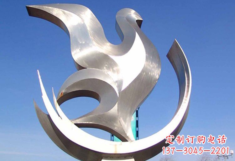 益阳不锈钢鸽子雕塑美丽的象征
