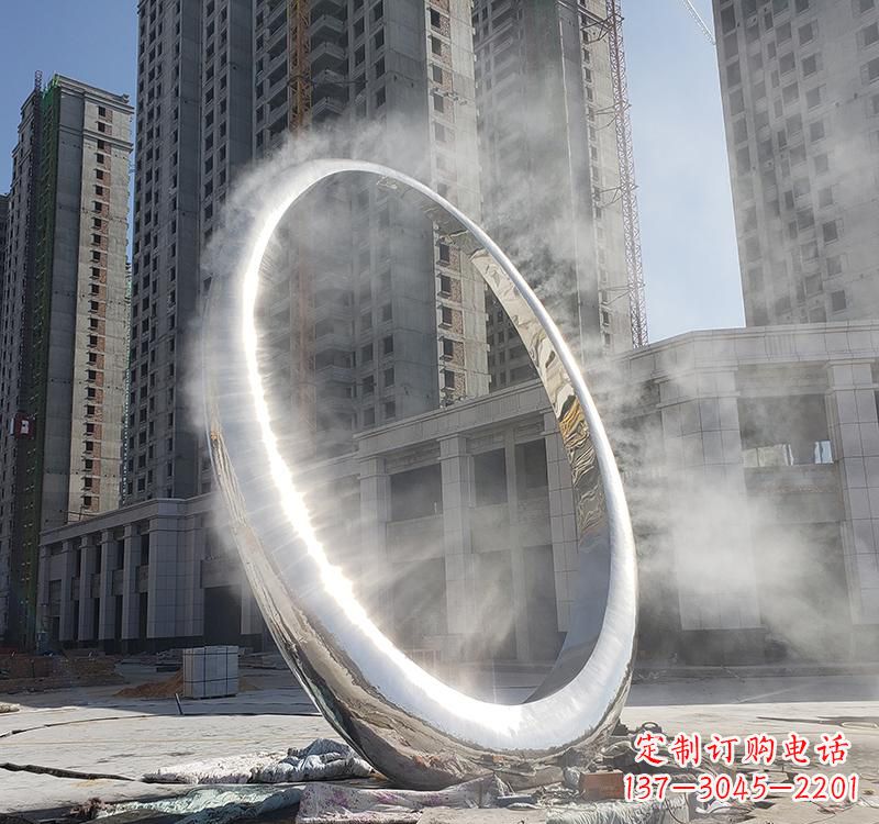 益阳不锈钢圆环雕塑给城市带来独特美感
