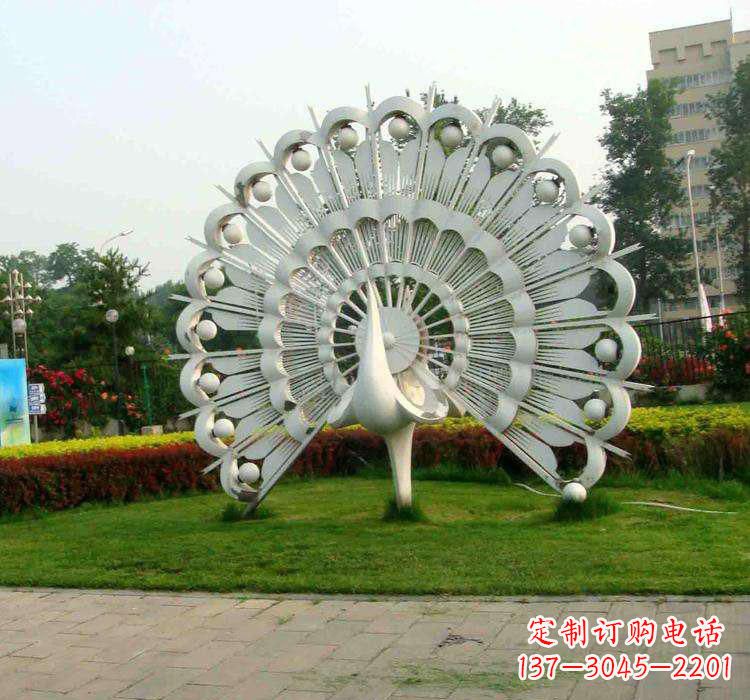 益阳不锈钢孔雀雕塑艺术与美的完美结合