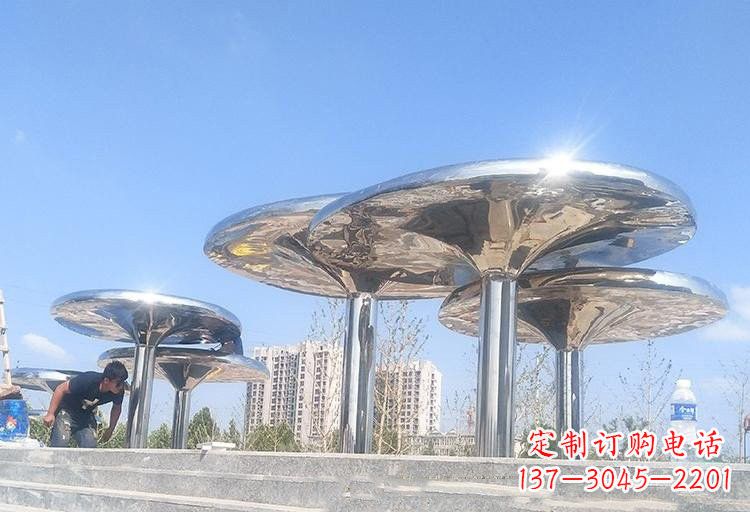 益阳不锈钢广场凉亭雕塑——精美雕塑点缀美丽环境