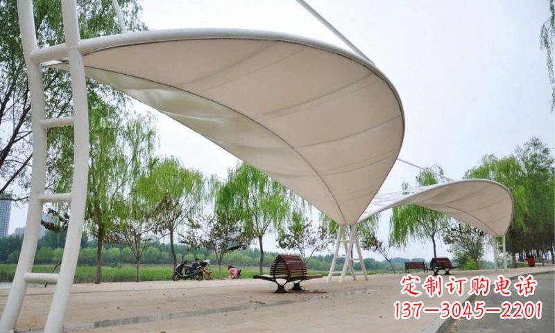 益阳不锈钢树叶形遮阳棚雕塑