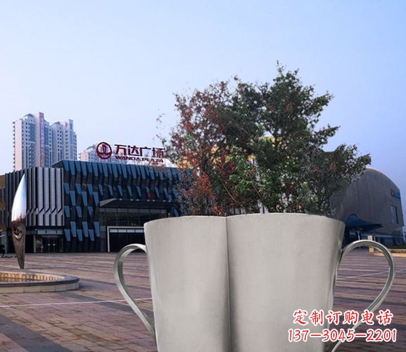 益阳不锈钢花盆雕塑带来精致的艺术感受