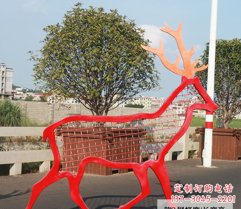 益阳不锈钢动物雕塑——鹿