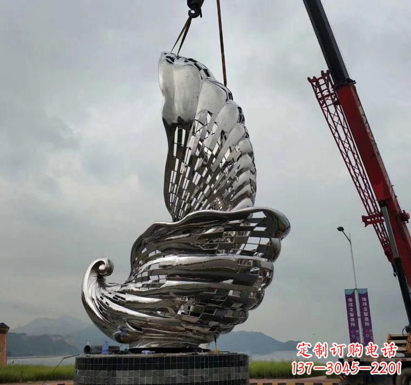 益阳不锈钢海螺雕塑象征着海洋的美丽